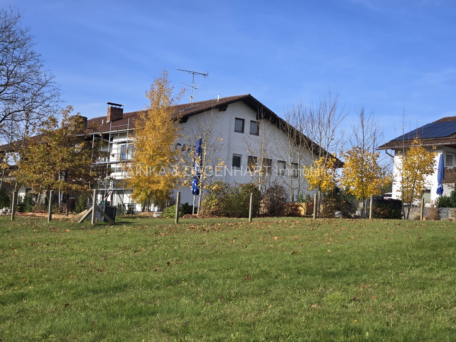 Großzügiges Haus in schöner Lage und mit viel Potential Großzügiges Haus in schöner Lage und mit viel Potential